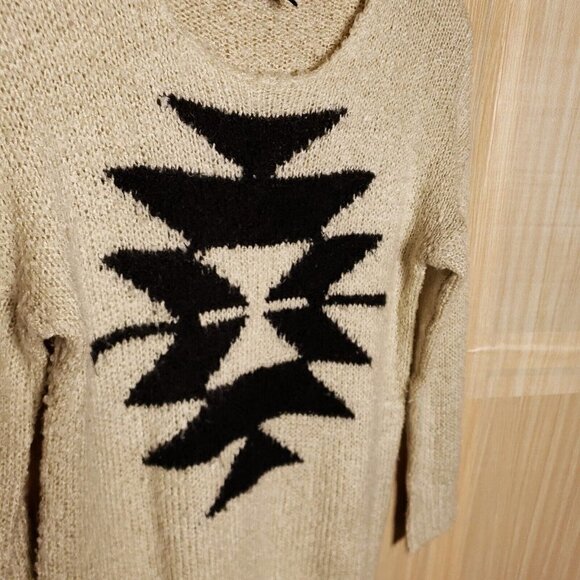 Windsor Womens Cream Black Southwest Tunic Sweater Medium - Picture 3 of 6